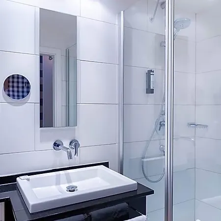 Отель Dormero 4*
